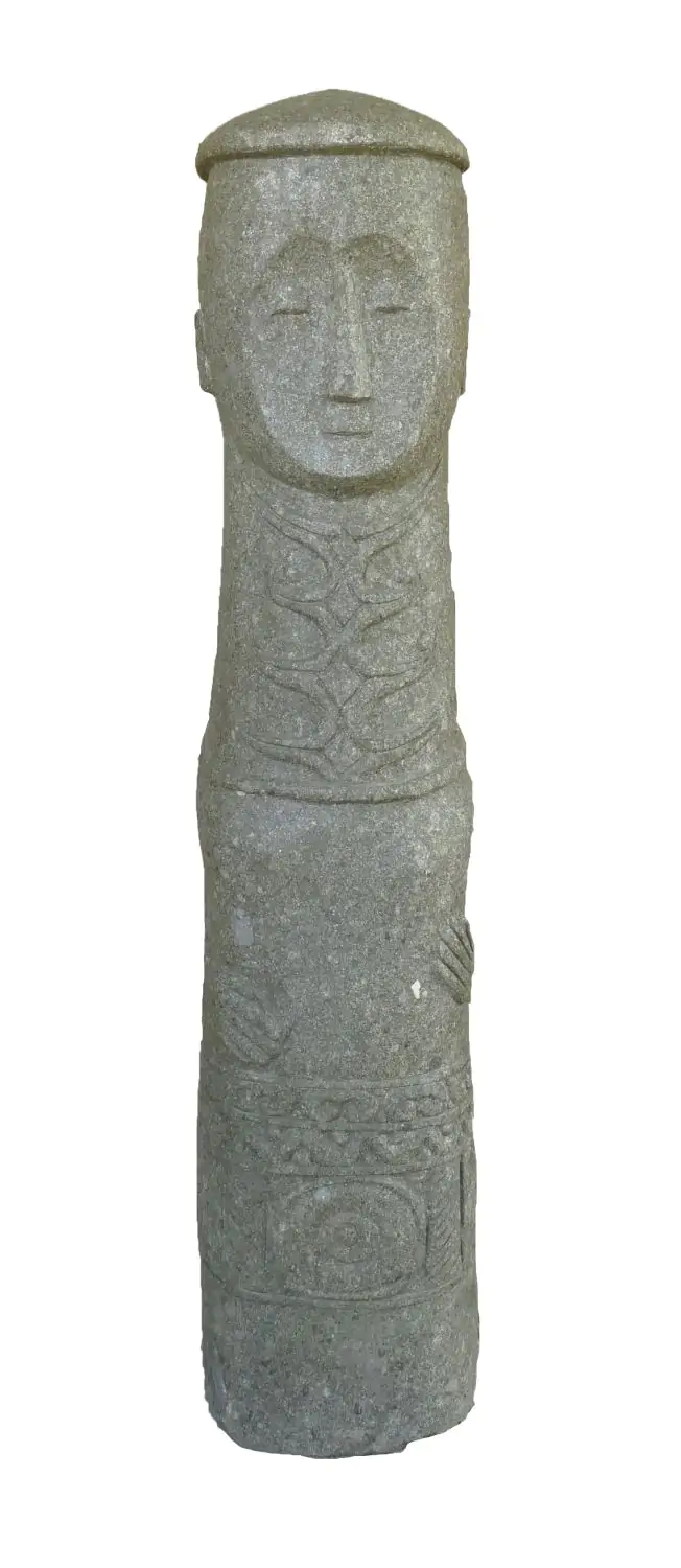  Product image 1 of the product “Abstract figure - primitive 120 cm | Natural stone (Basanit), stonemasonry ”